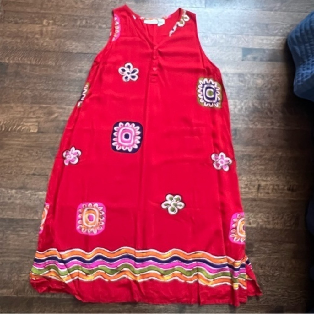 Maiden form size XL red pattern dress